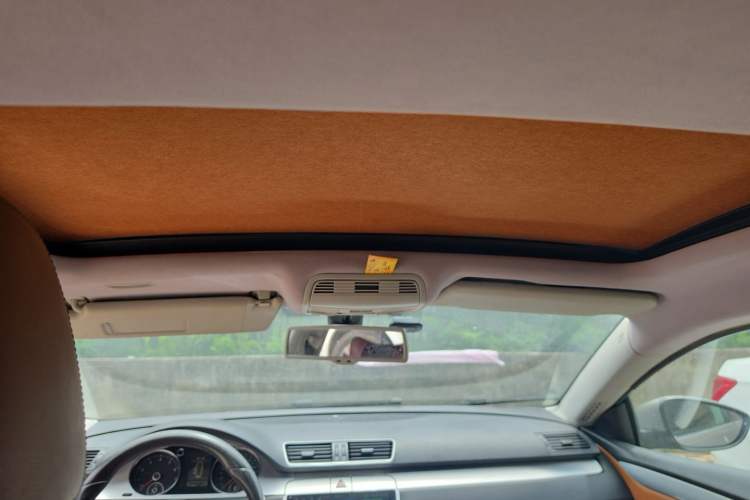 Used Volkswagen CC 2009 3.6 FSI Top-Trim Version Headliner