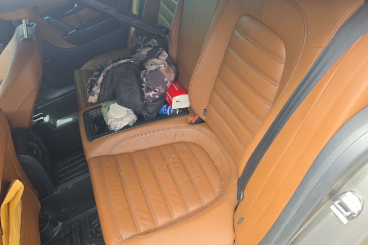 Used Volkswagen CC 2009 3.6 FSI Top-Trim Version Left Rear Seat