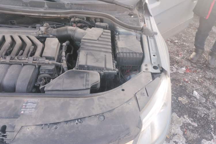 Used Volkswagen CC 2009 3.6 FSI Top-Trim Version Engine Bay Left