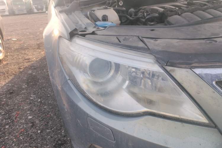 Used Volkswagen CC 2009 3.6 FSI Top-Trim Version Right Front Headlight
