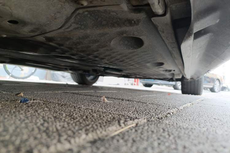 Used Volkswagen CC 2009 3.6 FSI Top-Trim Version Chassis Front Left