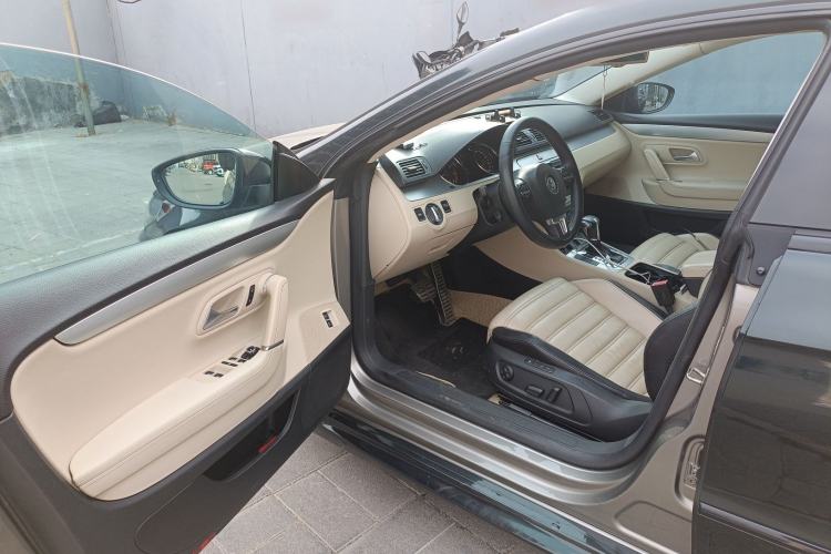 Used Volkswagen CC 2009 3.6 FSI Top-Trim Version Driver Seat