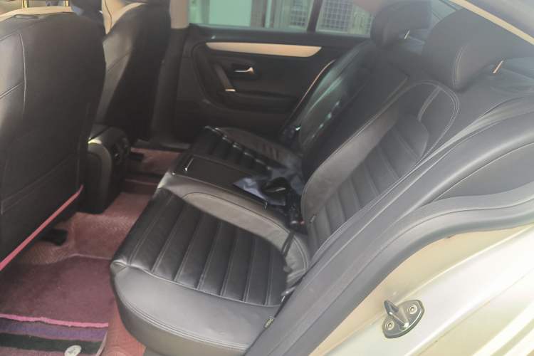 Used Volkswagen CC 2009 3.6FSI Comfort Edition Left Rear Seat