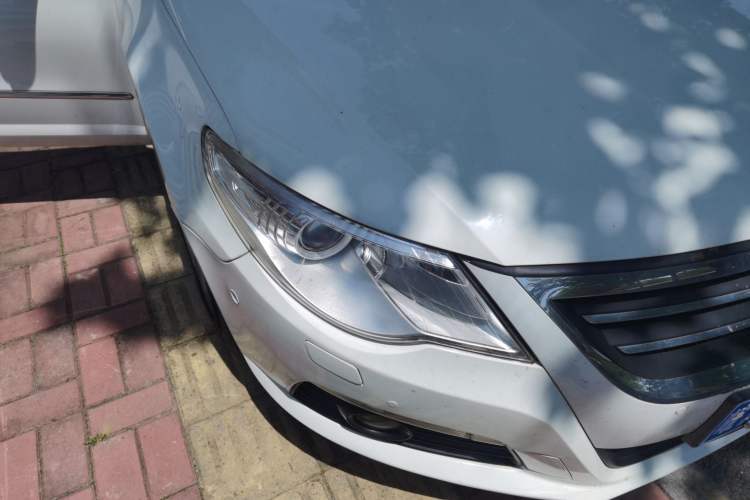 Used Volkswagen CC 2009 3.6 FSI Top-Trim Version Right Front Headlight