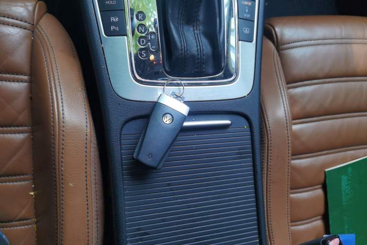 Used Volkswagen CC 2009 3.6 FSI Top-Trim Version Vehicle Key