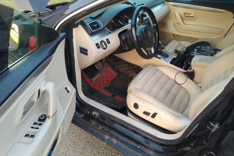Used Volkswagen CC 2010 2.0 TSI Premium Edition Driver Seat