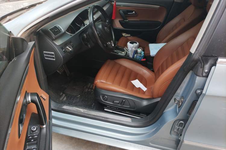 Used Volkswagen CC 2010 2.0 TSI Luxury Model Driver Seat