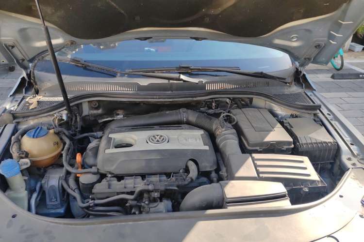 Used Volkswagen CC 2010 2.0 TSI Ultimate Edition Engine Bay