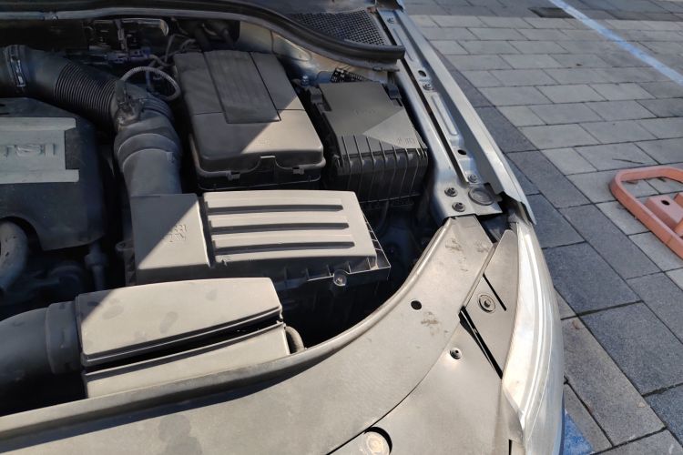 Used Volkswagen CC 2010 2.0 TSI Ultimate Edition Engine Bay Left