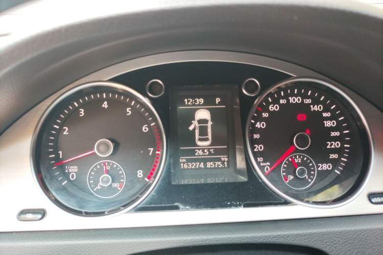 Used Volkswagen CC 2010 2.0 TSI Luxury Model Instrument Cluster