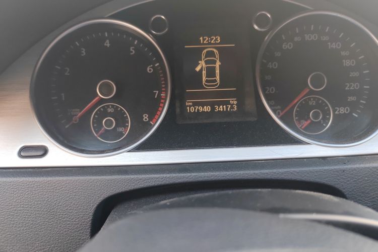 Used Volkswagen CC 2010 2.0 TSI Ultimate Edition Odometer Close Up