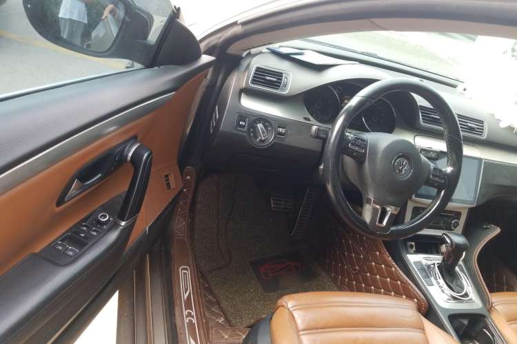 Used Volkswagen CC 2010 2.0 TSI Ultimate Edition Driver Seat
