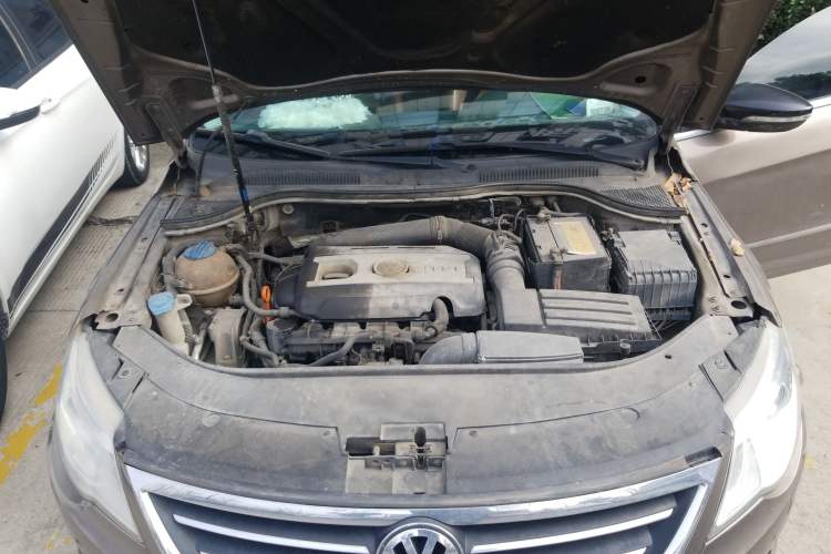 Used Volkswagen CC 2010 2.0 TSI Ultimate Edition Engine Bay