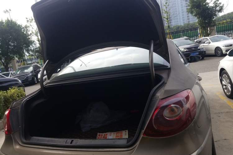 Used Volkswagen CC 2010 2.0 TSI Ultimate Edition Trunk