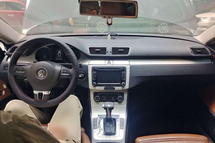 Used Volkswagen CC 2010 2.0 TSI Luxury Model Center Console