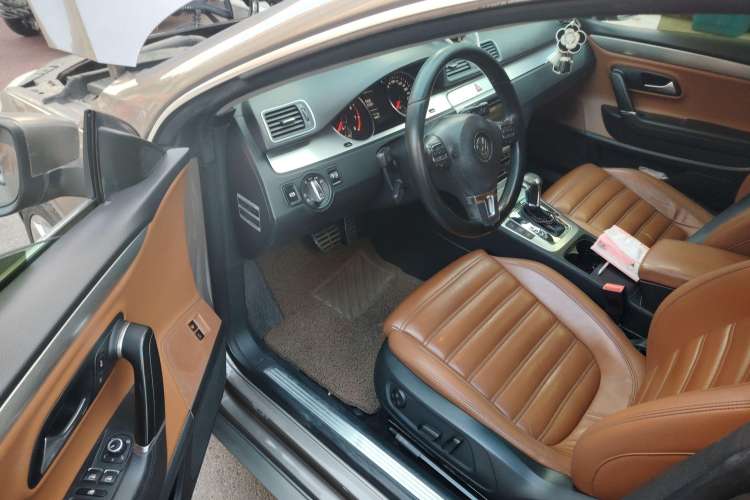Used Volkswagen CC 2010 2.0 TSI Luxury Model Driver Seat