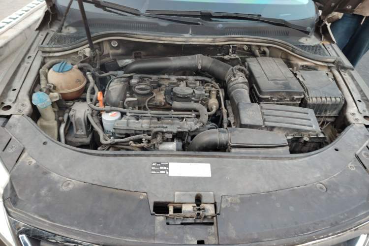 Used Volkswagen CC 2010 2.0 TSI Luxury Model Engine Bay