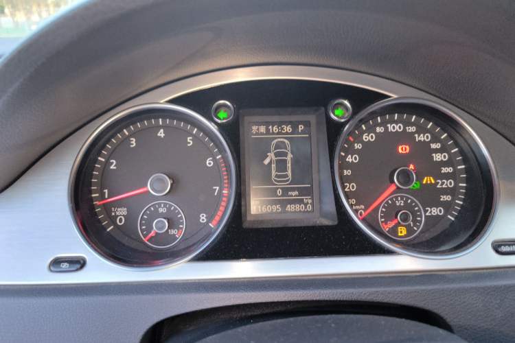 Used Volkswagen CC 2010 2.0 TSI Ultimate Edition Instrument Cluster