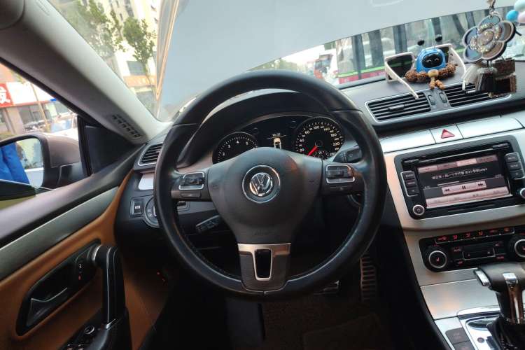 Used Volkswagen CC 2010 2.0 TSI Luxury Model Steering Wheel