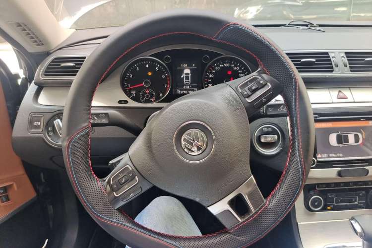 Used Volkswagen CC 2010 2.0 TSI Luxury Model Steering Wheel