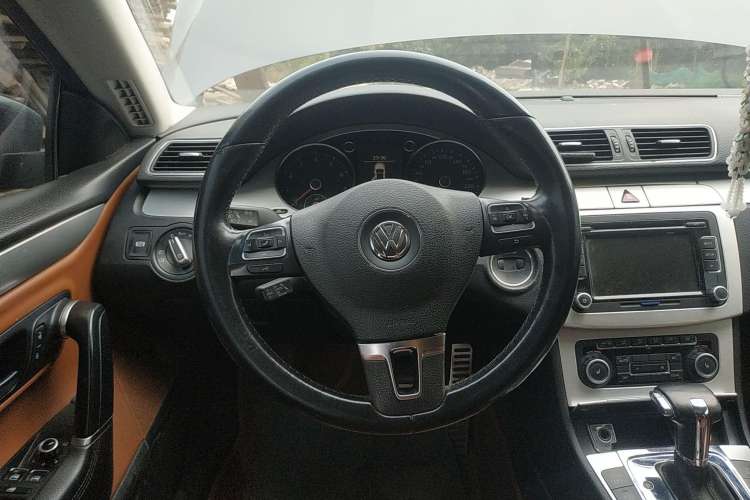 Used Volkswagen CC 2010 2.0 TSI Luxury Model Steering Wheel