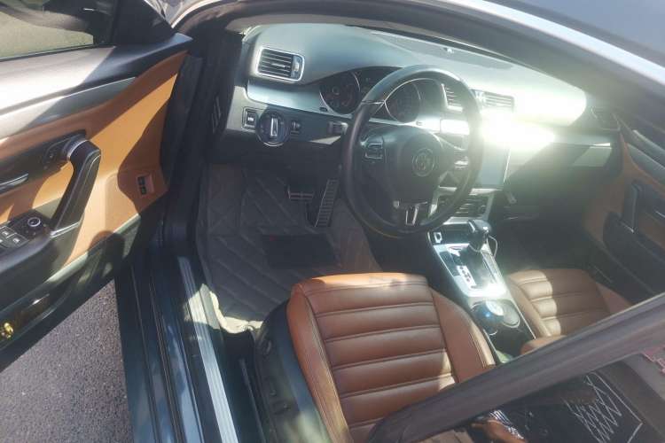 Used Volkswagen CC 2010 2.0 TSI Luxury Model Driver Seat