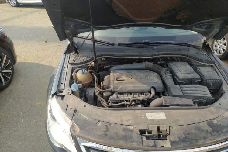 Used Volkswagen CC 2010 2.0 TSI Ultimate Edition Engine Bay Right