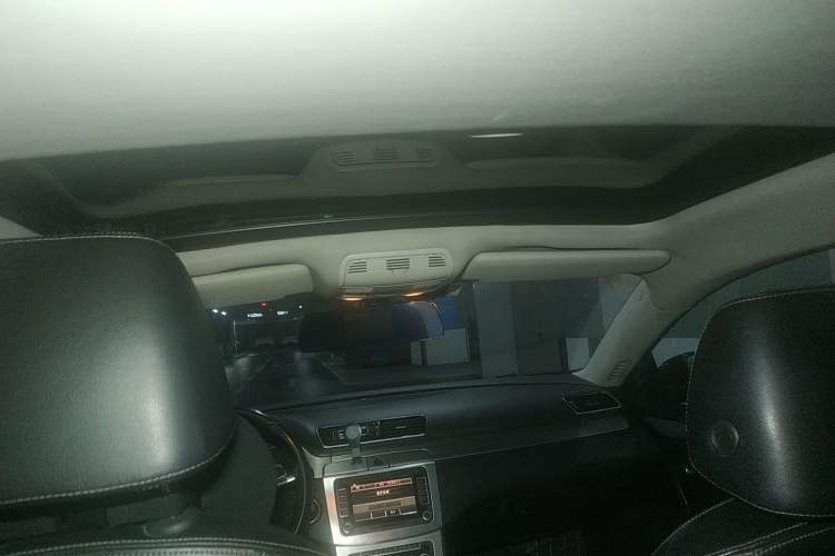 Used Volkswagen CC 2010 2.0 TSI Luxury Model Headliner