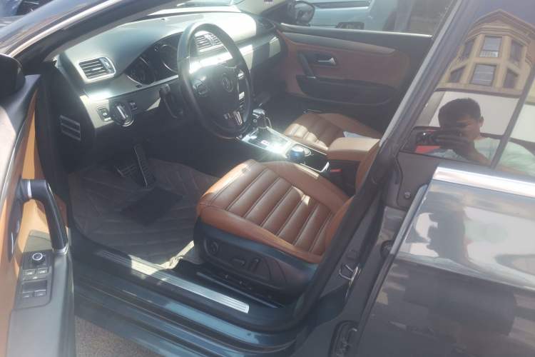 Used Volkswagen CC 2010 2.0 TSI Luxury Model Left Front Seat