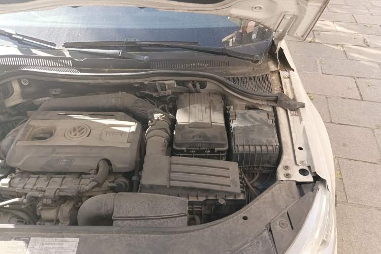 Used Volkswagen CC 2010 2.0 TSI Ultimate Edition Engine Bay Left