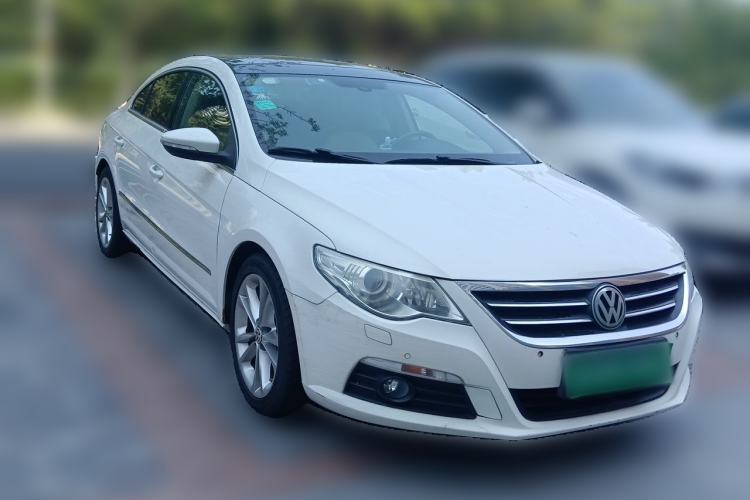 Used Volkswagen CC 2010 2.0 TSI Fashion Edition Front Right 45 Deg