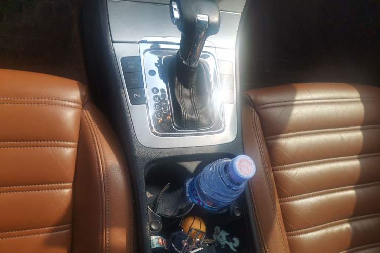 Used Volkswagen CC 2010 2.0 TSI Luxury Model Gear Lever