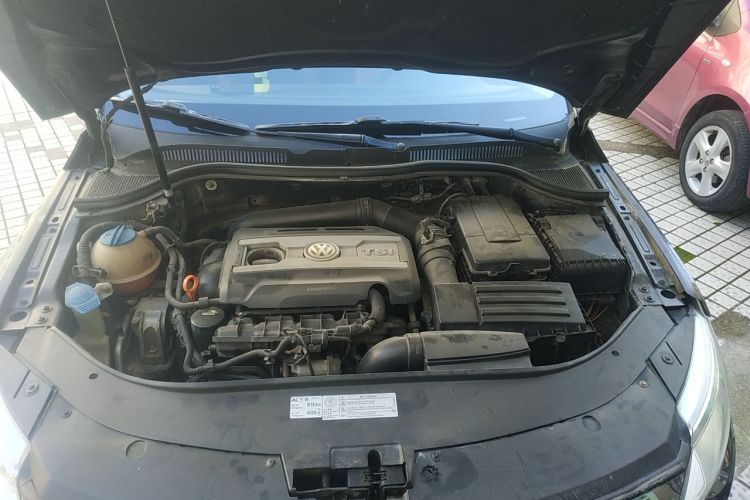 Used Volkswagen CC 2011 1.8TSI Luxury Model Engine Bay