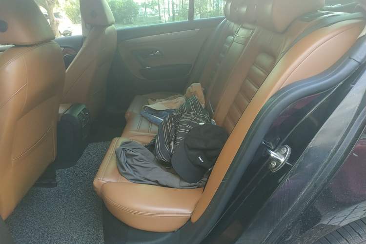 Used Volkswagen CC 2011 1.8TSI Luxury Model Left Rear Seat