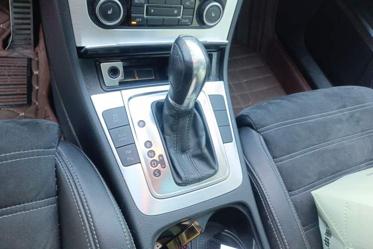 Used Volkswagen CC 2011 2.0 TSI Ultimate Edition Gear Lever