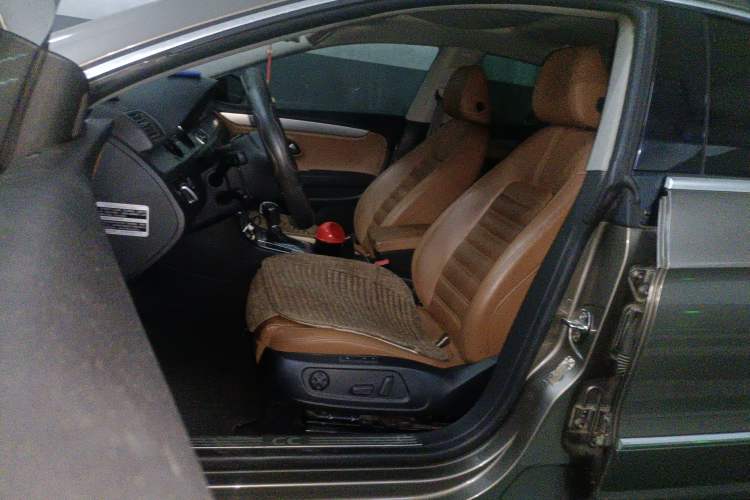Used Volkswagen CC 2011 2.0 TSI Ultimate Edition Left Front Seat