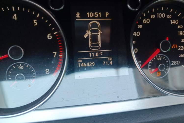 Used Volkswagen CC 2011 2.0 TSI Ultimate Edition Odometer Close Up