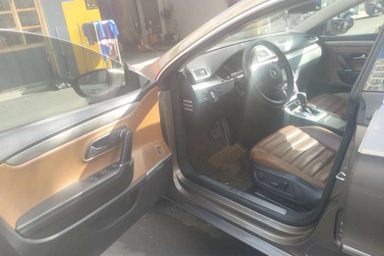Used Volkswagen CC 2011 2.0 TSI Ultimate Edition Driver Seat