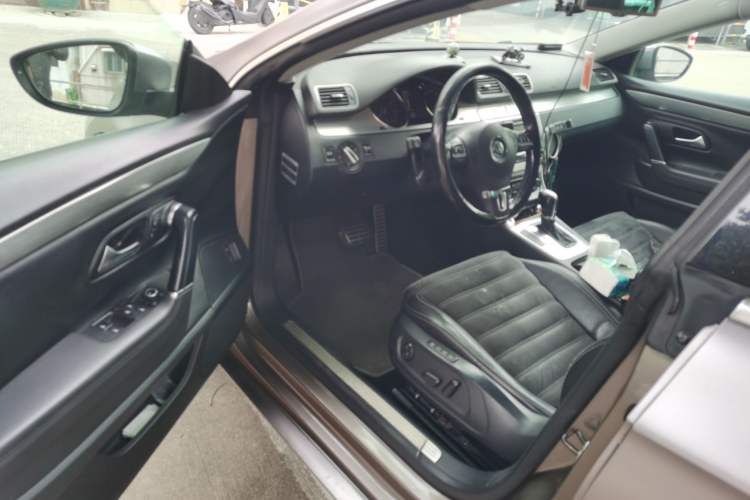 Used Volkswagen CC 2011 1.8TSI Luxury Model Driver Seat
