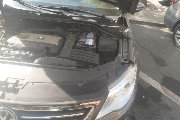 Used Volkswagen CC 2011 2.0 TSI Ultimate Edition Engine Bay Left