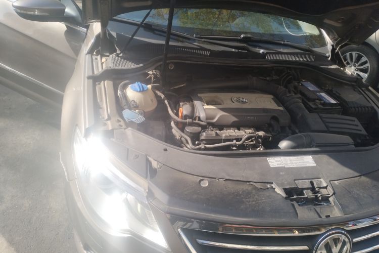 Used Volkswagen CC 2011 2.0 TSI Ultimate Edition Engine Bay Right