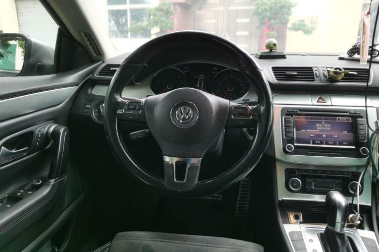 Used Volkswagen CC 2011 1.8TSI Luxury Model Steering Wheel