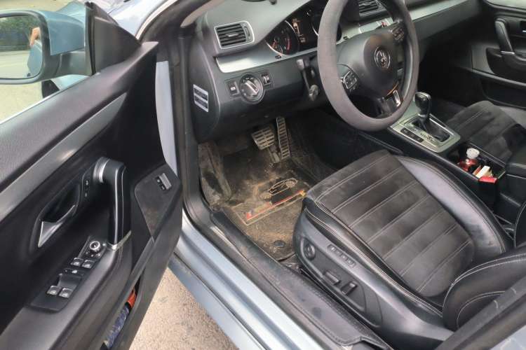 Used Volkswagen CC 2011 1.8TSI Luxury Model Driver Seat