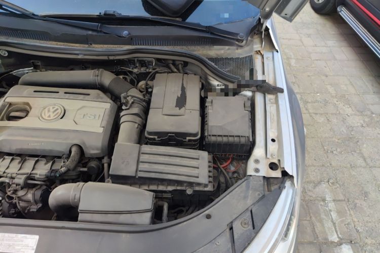 Used Volkswagen CC 2011 1.8TSI Luxury Model Engine Bay Left