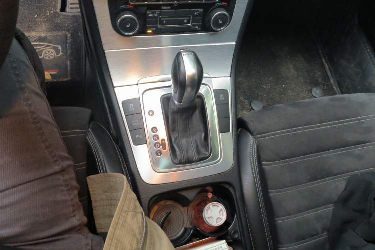 Used Volkswagen CC 2011 1.8TSI Luxury Model Gear Lever