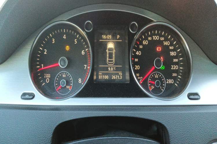 Used Volkswagen CC 2011 2.0 TSI Luxury Edition Instrument Cluster