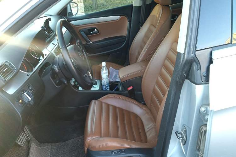 Used Volkswagen CC 2011 2.0 TSI Luxury Edition Left Front Seat