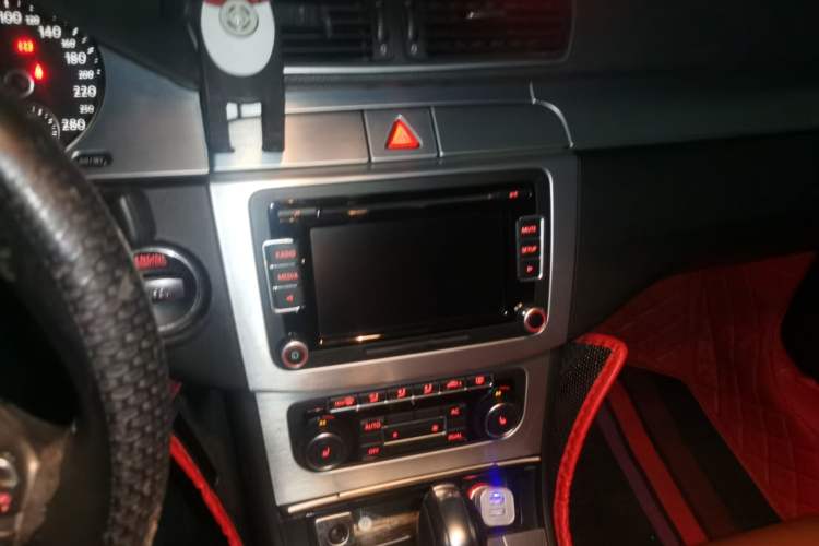 Used Volkswagen CC 2011 1.8 TSI Prestige Model Audio And AC Panel
