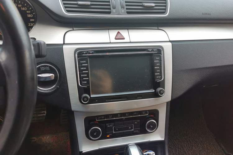 Used Volkswagen CC 2011 2.0 TSI Ultimate Edition Audio And AC Panel