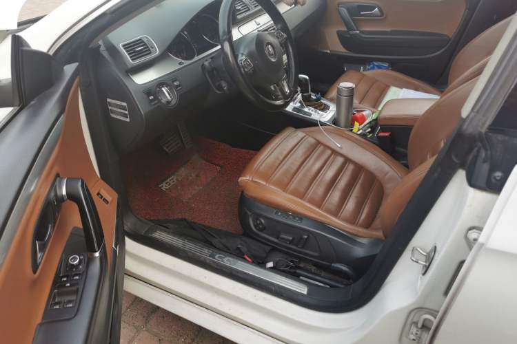 Used Volkswagen CC 2011 2.0 TSI Ultimate Edition Driver Seat